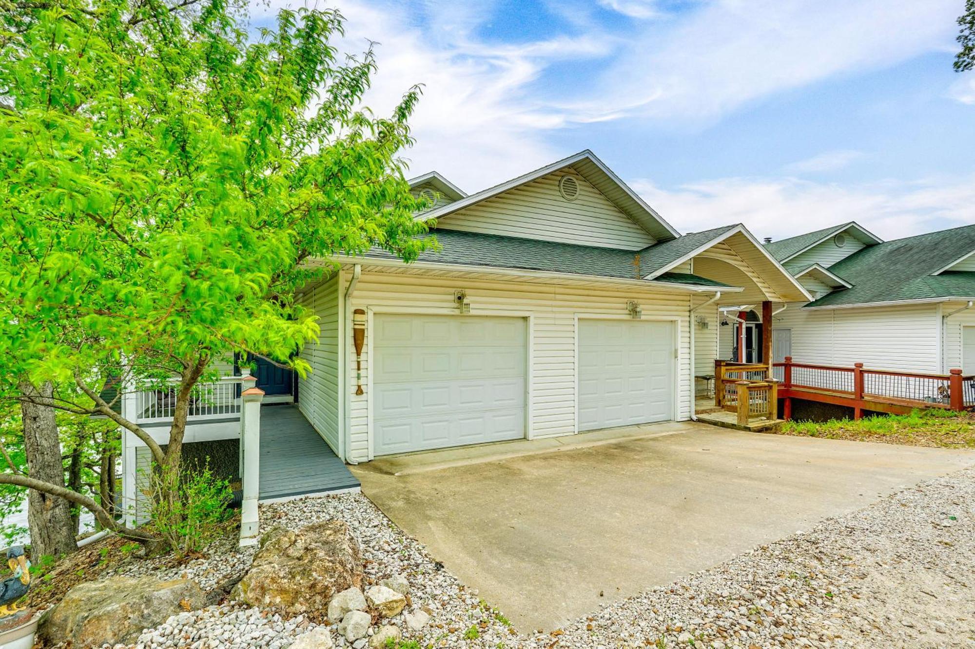 Townhouse With Shared Dock On Lake Of The Ozarks! Luaran gambar