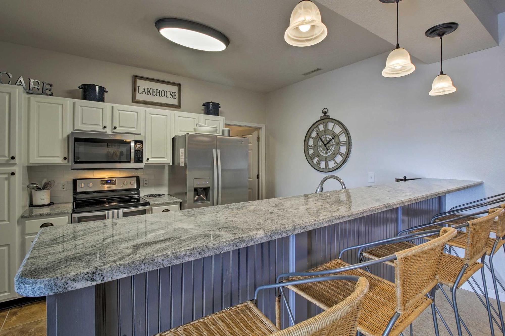 Townhouse With Shared Dock On Lake Of The Ozarks! Luaran gambar